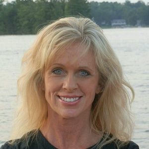 Meet your Posher, Deb